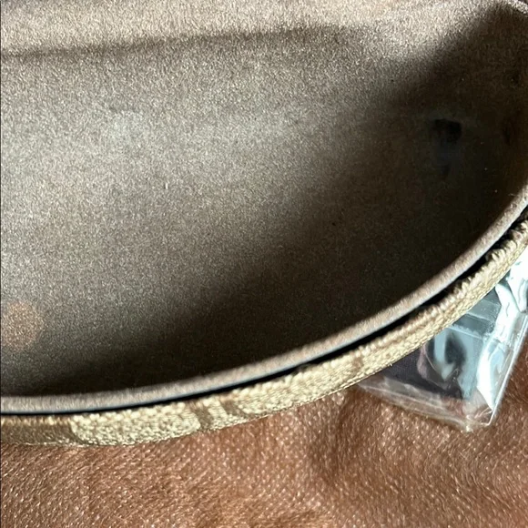 Coach Signature Brown Sunglasses Case with Dust Bag - Picture 6 of 6